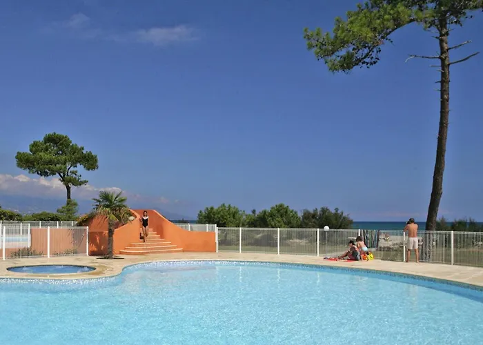 Lovely In With Shared Pool Apartment Borgo (Corsica)