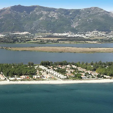 Lovely In Borgo With Shared Pool Apartment *