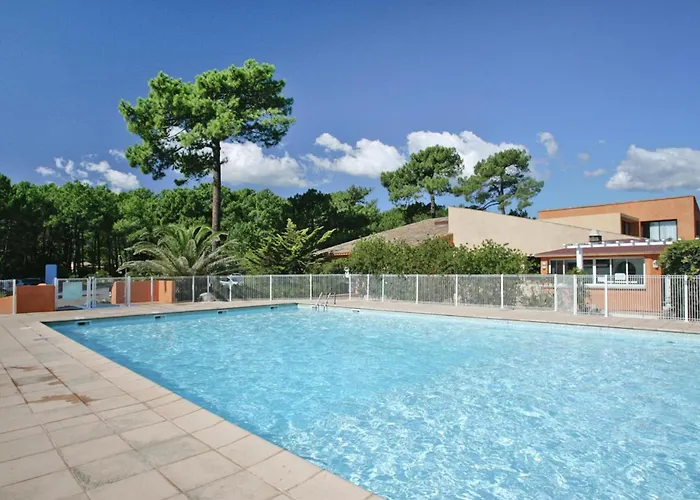 Lovely In With Shared Pool Apartmán